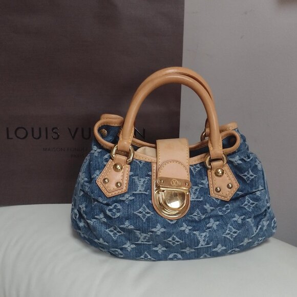 PRISTINE DISCONTINUED Louis Vuitton 💙💙Denim Pleaty mini~Wow! ✨ - Picture 2 of 16